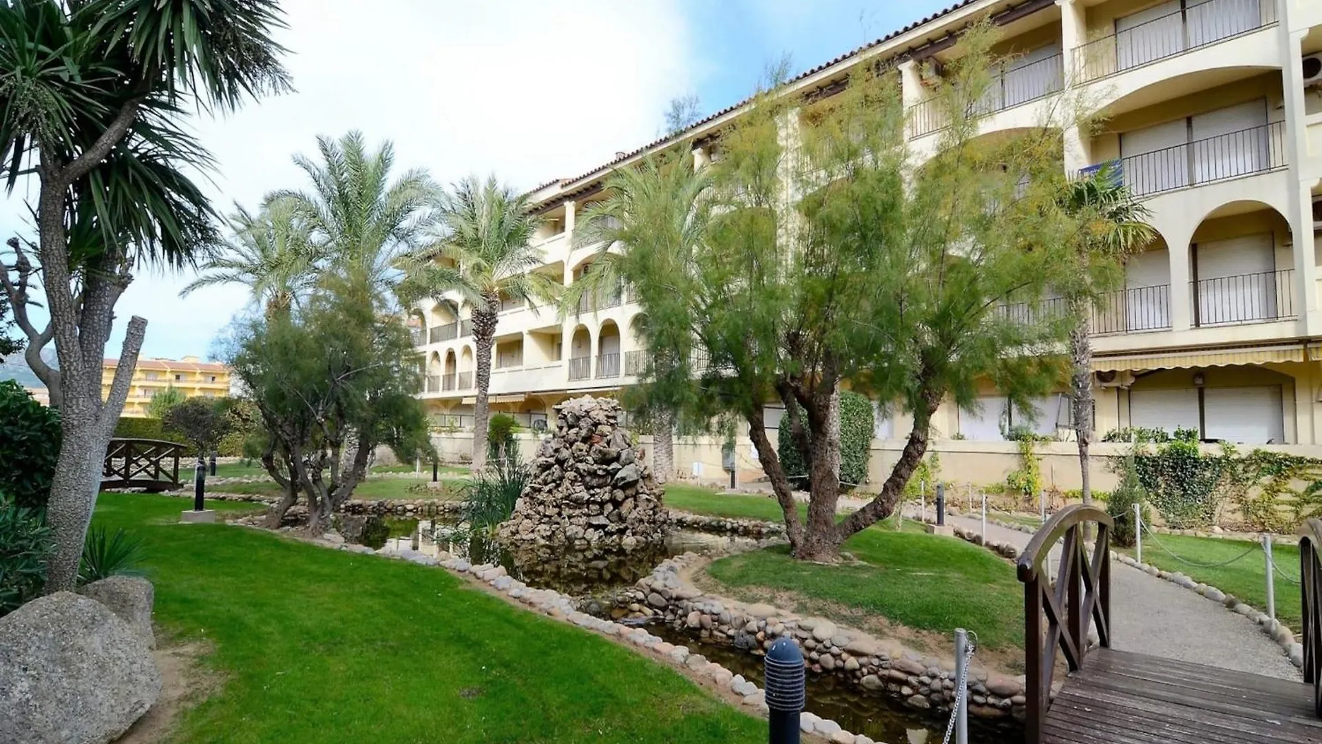 Апартаменты Jardins Del Mar 037 Л'Эстартит